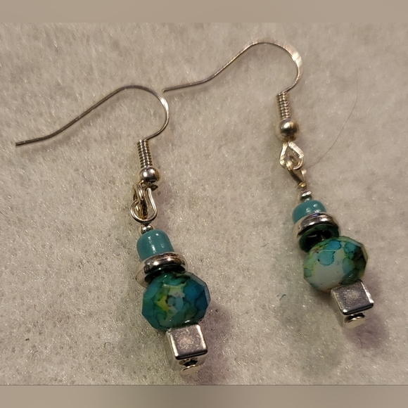 Beaded Earrings - Picture 2 of 4